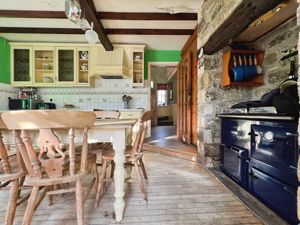 Photo 30- click for photo gallery